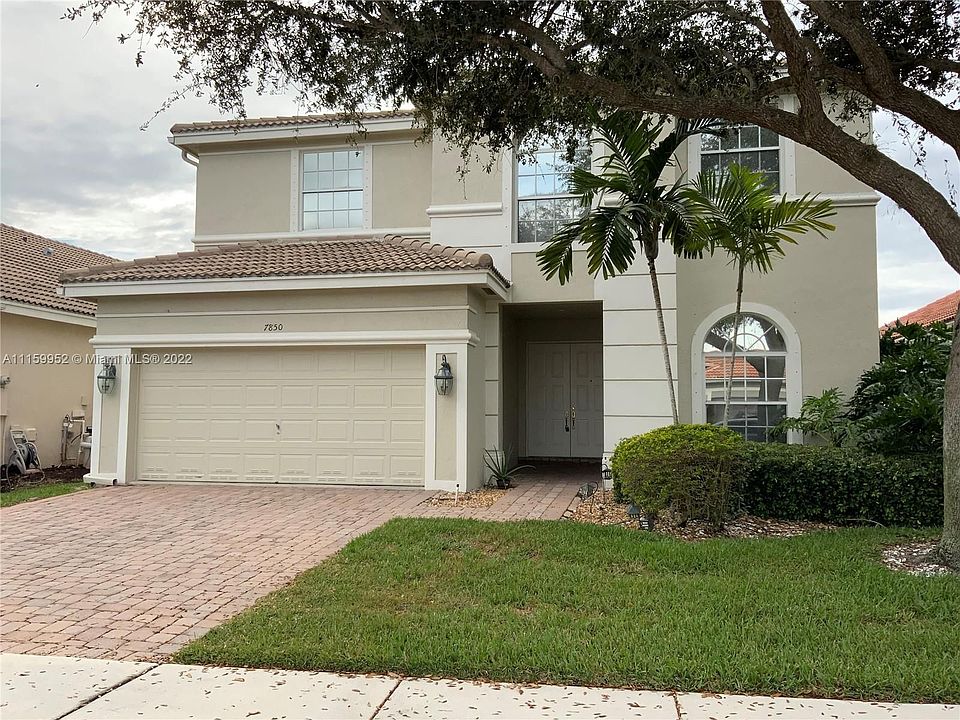 1st image of 7850 NE Monarch Ct #7850