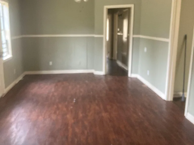 1656 Dianne Dr — Photo 2