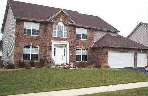 1st image of 820 Doral Ln