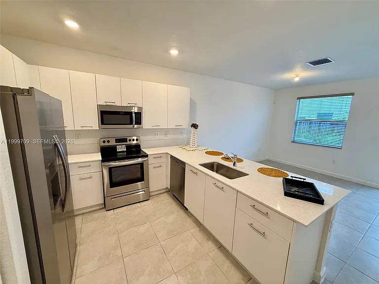 12223 NW 23rd Pl — Photo 6