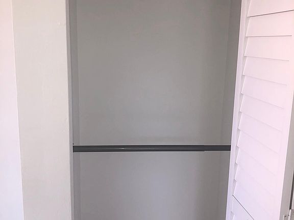 3rd image of 2175 NE 170th St APT 214