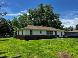 1113 Bel Aire Dr, Mount Vernon, IL 62864