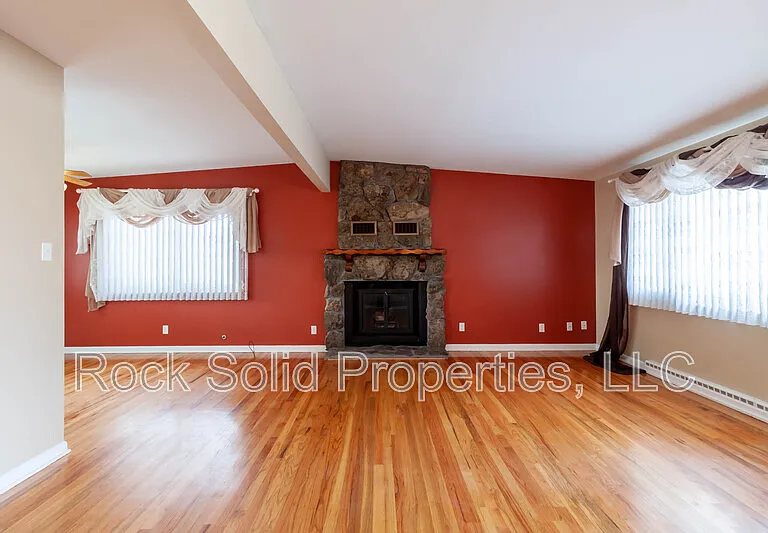 3413 Luckie Rd — Photo 7