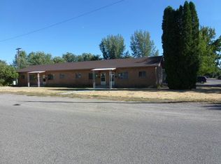 201 10th Ave E, Gooding, ID 83330