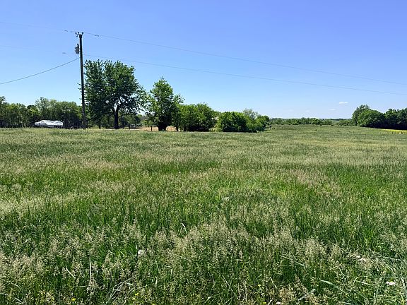 4th image of 555 Fisher Ford Rd