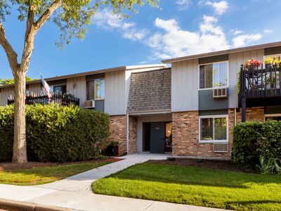 (Undisclosed Address), Prospect Heights, IL, 60070