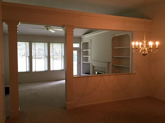 5th image of 2465 Crimson Dr #2465