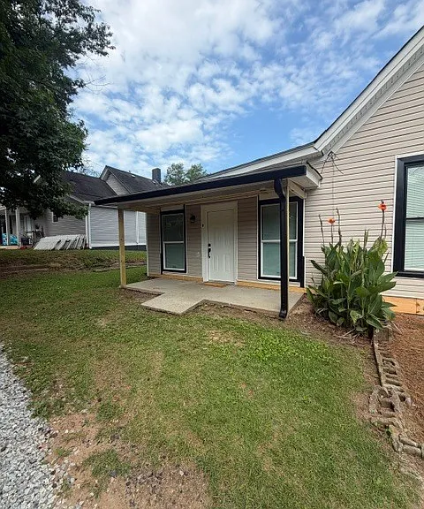 64 Wesley St #B — Photo 3