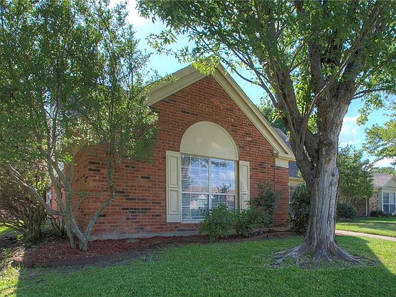 2nd image of 1004 Ashby Dr