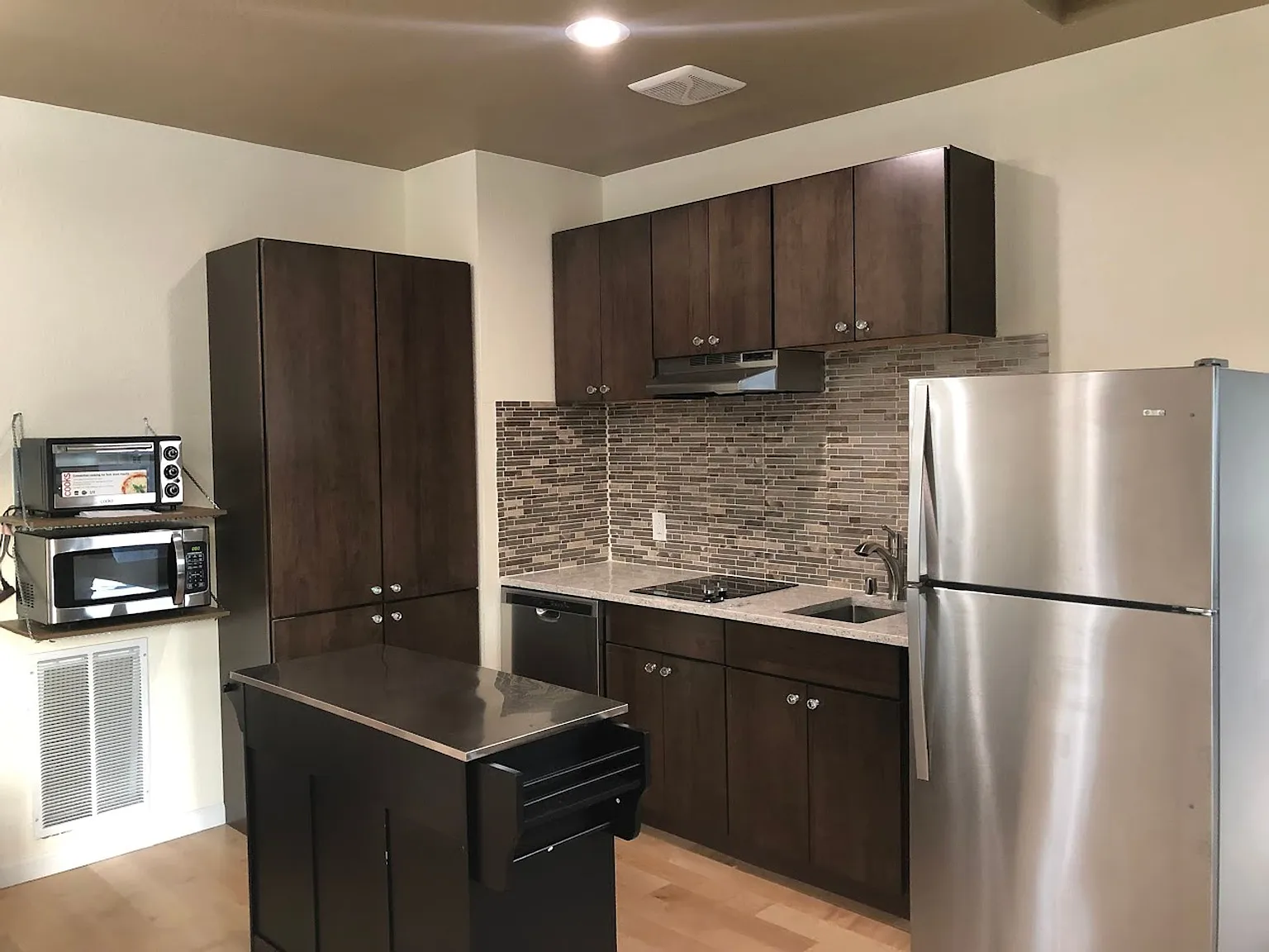 2930 Calais Dr #A photo 1
