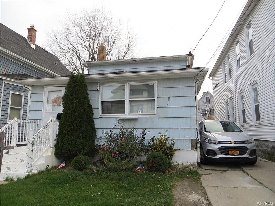 1st image of 137 Greene St