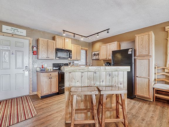 2nd image of 96 Mountainside Dr #63