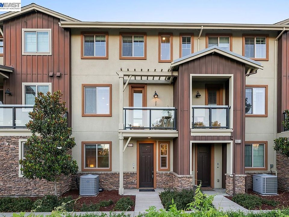 1st image of 897 Tranquility Cir Unit 7