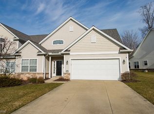11086 Quail Hollow Dr, Painesville, OH 44077