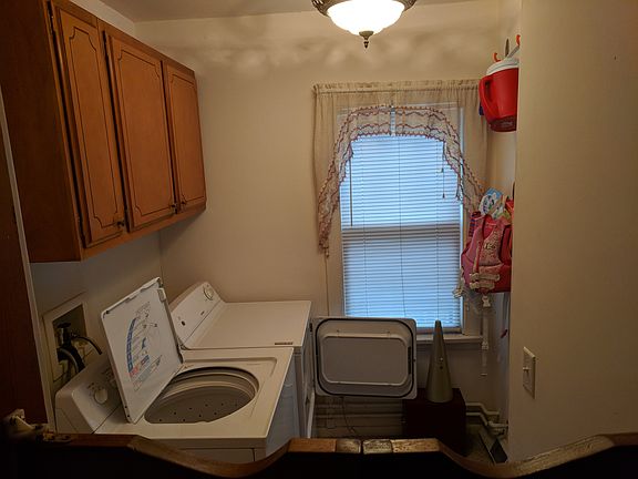 Laundry room, more to right