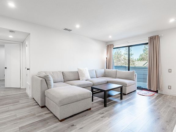5th image of 277 Hackamore Cmn