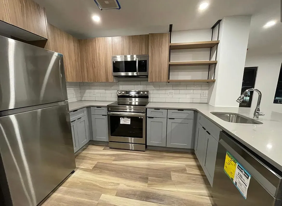 1 bed, 750 sqft, $2,100 — Photo 1