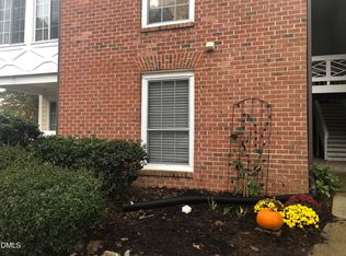 1001 Kingswood Dr APT A, Chapel Hill, NC 27517