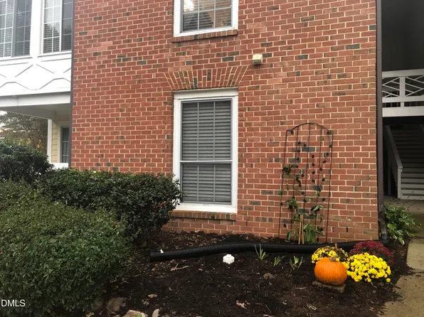 1001 Kingswood Dr APT A, Chapel Hill, NC 27517