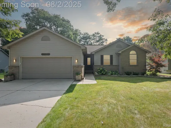 14455 Ripley Rd, Linden, MI 48451