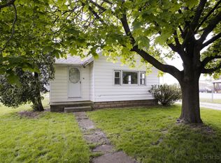 12 Vinewood Ave, Sturgis, MI 49091