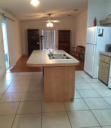 5th image of 3126 Carpenter Ln