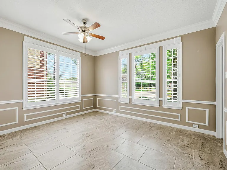531 W North Hill Dr — Photo 15