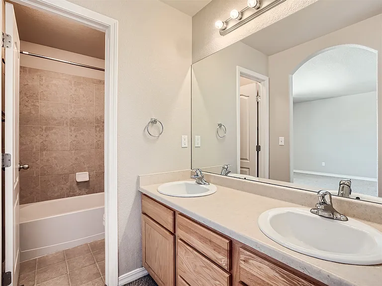 11530 Hibiscus Ln — Photo 13