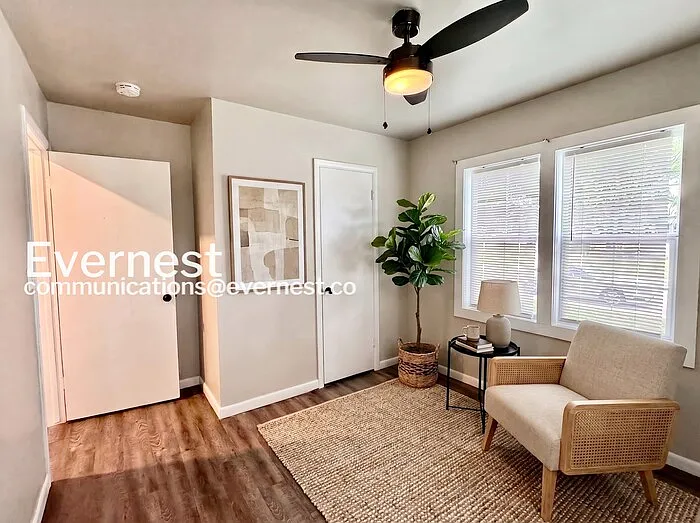 802 N Birch St — Photo 10