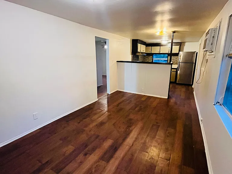 5325 Lime Ave — Photo 12
