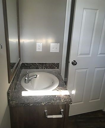 3rd image of 9295 Southern Blvd SE