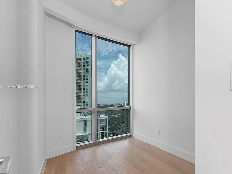 175 SE 25th Rd #1003 — Photo 34