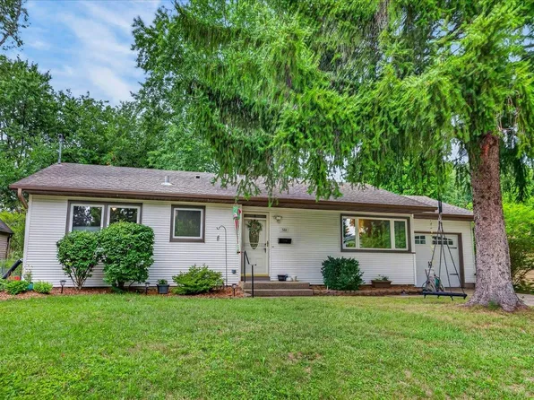 522 Charles Ln, Madison, WI 53711