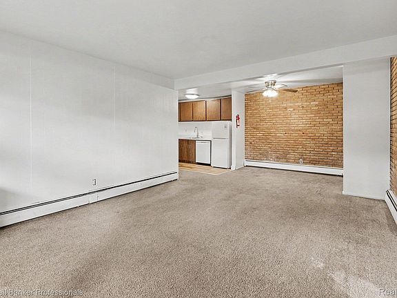 2nd image of 207 Ballard St APT 101
