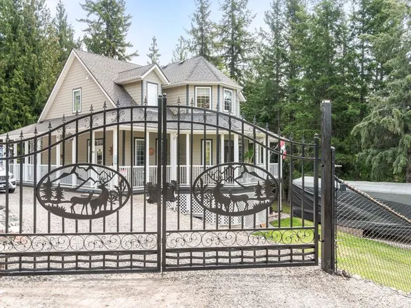 2696 Fraser Rd, Schuswap, BC V0E 1M8