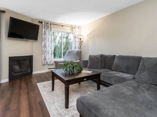 6712 Baker Rd #9, Delta, BC V4E 2V3
