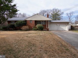 6714 Hackberry St, Springfield, VA 22150