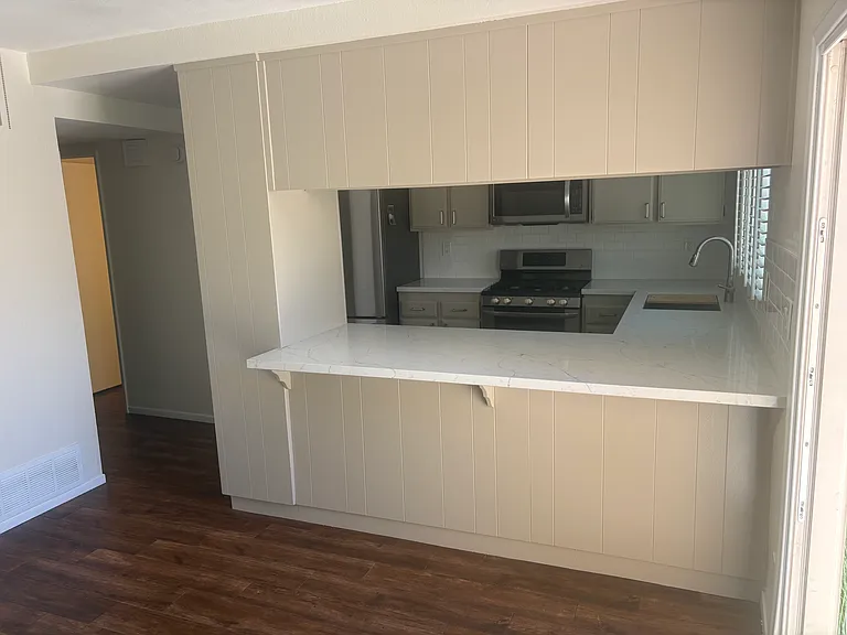2083 Bay Meadows Dr — Photo 10