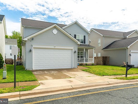 3rd image of 30 Everglades Ln