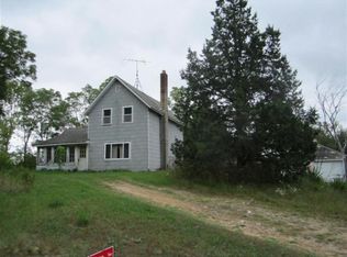 2393 W Fenwick Rd, Fenwick, MI 48834