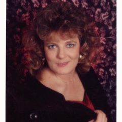 Photo for listing agent Marilyn Kuczynski
