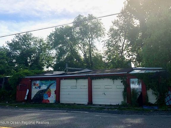 3rd image of 511 Atkins Ave