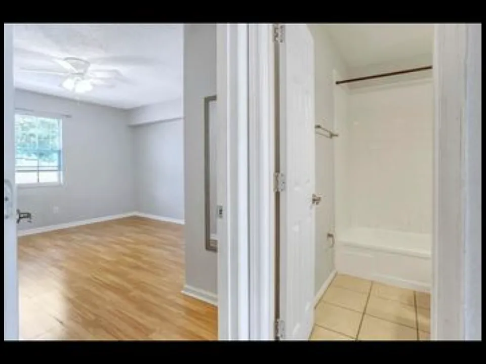 302 Lewfield Cir