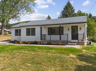 630 Layton Rd, Clarks Summit, PA 18411