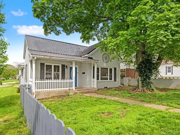 115 S 5th St, Nicholasville, KY 40356