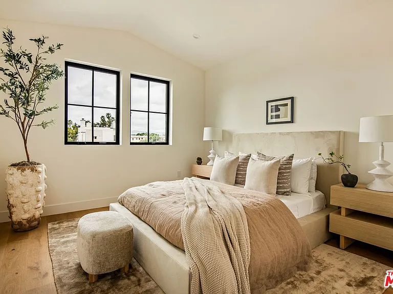 1016 Palms Blvd — Photo 26