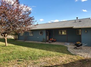 2439 Addy Gifford Rd, Addy, WA 99101