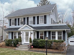 8 Brookside Rd, Maplewood, NJ 07040