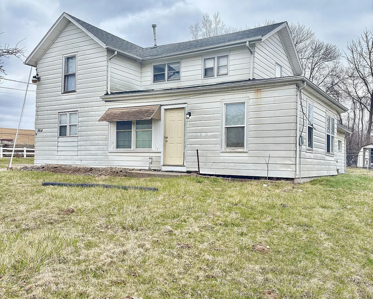 5614 S. Main St — Photo 3