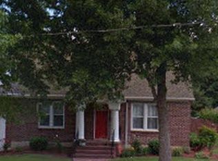 305 SW East St, Bentonville, AR 72712